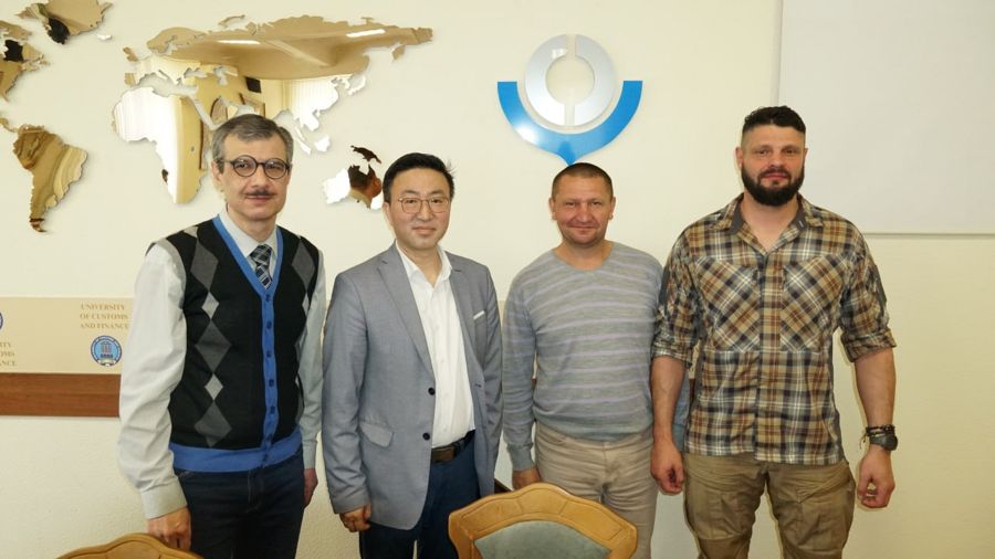 Українсько-корейський центр УМСФ продовжує підтримувати захисників