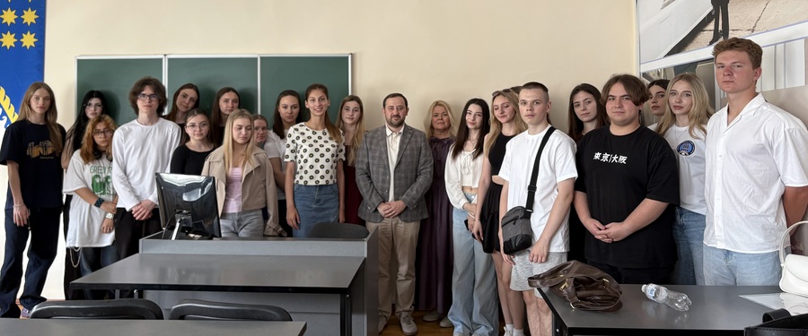 Верховенство права:  теоретичні та прикладні аспекти
